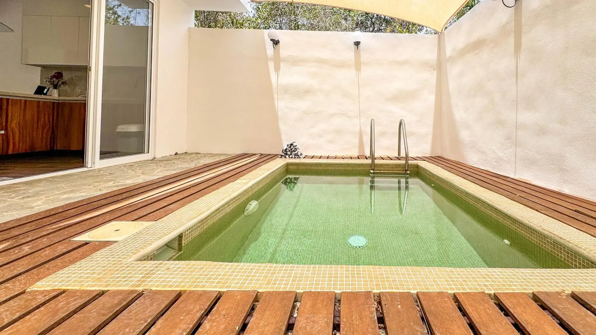 Home Pool Wonderful Common Area Puerto Morelos