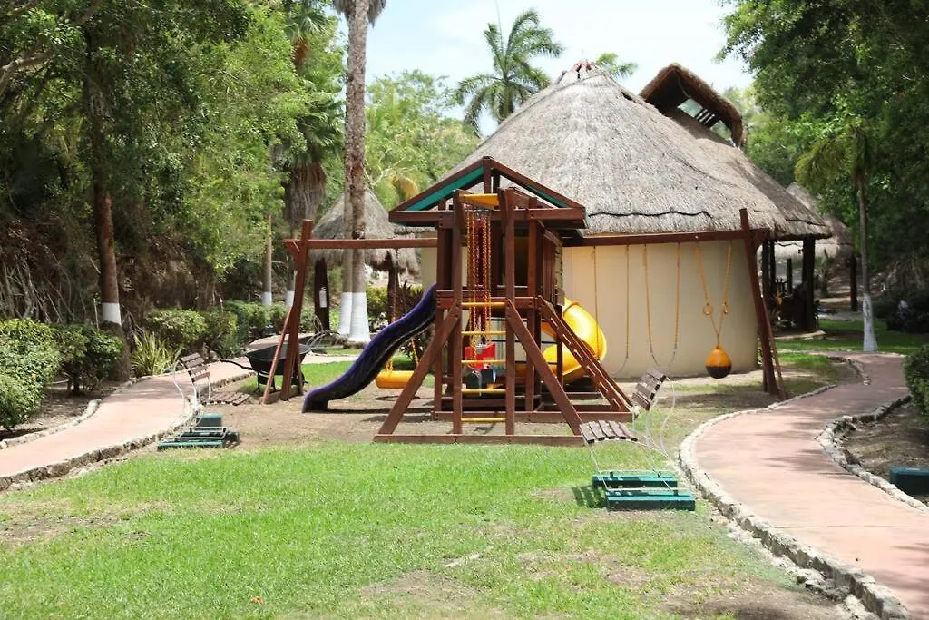 Home Pool Wonderful Common Area Puerto Morelos Apartment